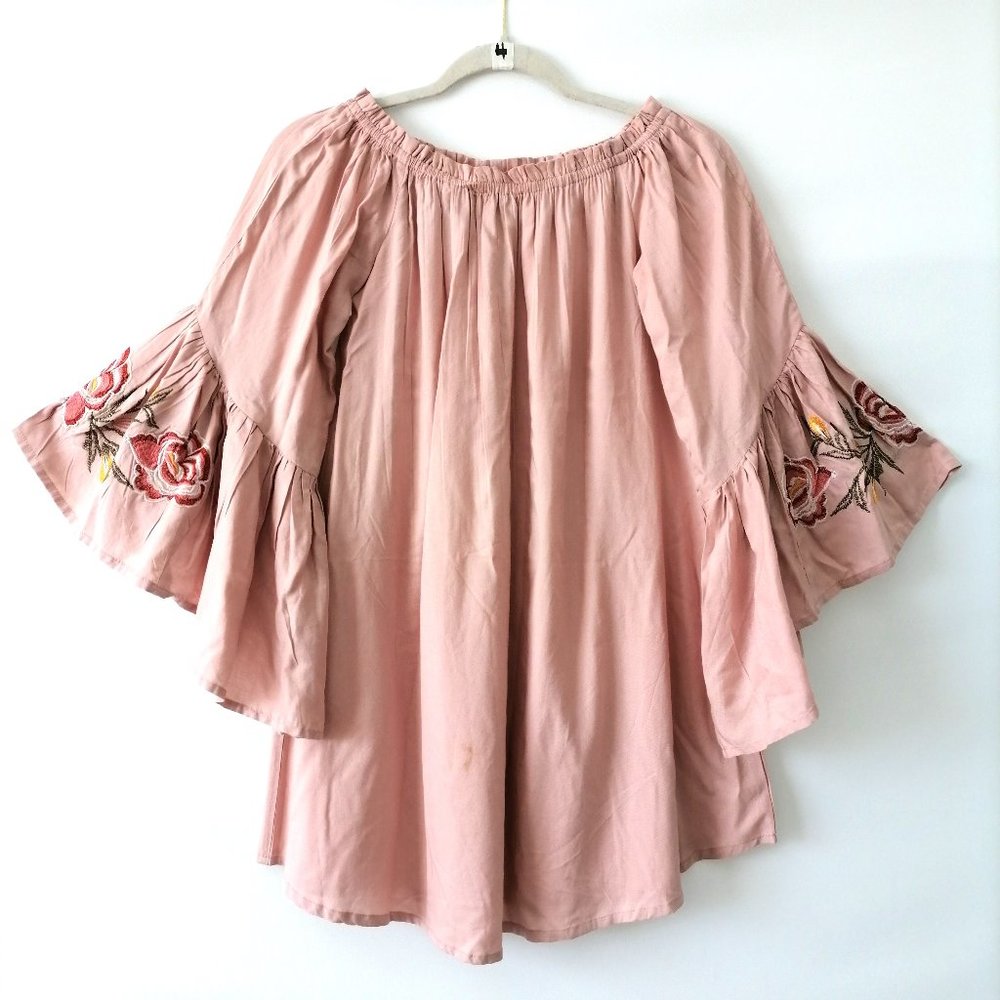 Feathers Womens Light Pink Flared Sleeve Floral Embroidered Blouse Top Size S
